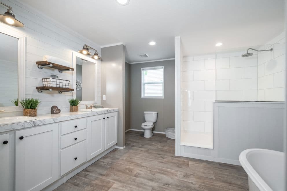 The reserve 60 bathroom home features
