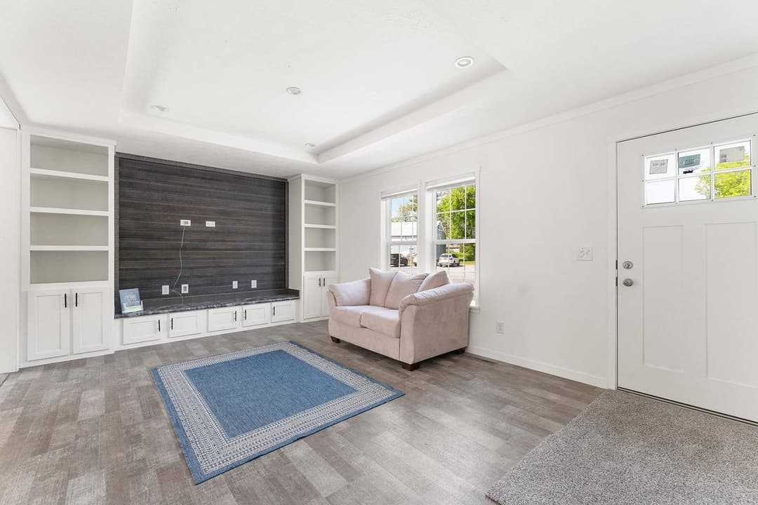 East point - insight interior home features