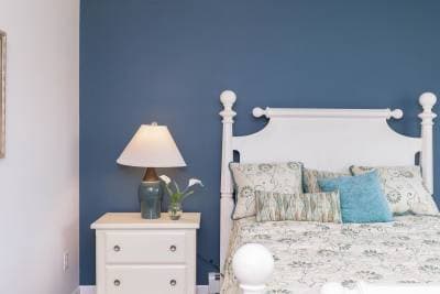 Buchanan bedroom home features