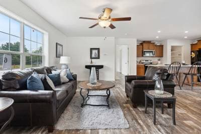 Ne-610 interior home features