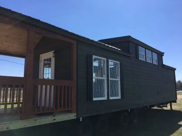 Chateau la salle | 4b 115 hybrid hero and exterior home features