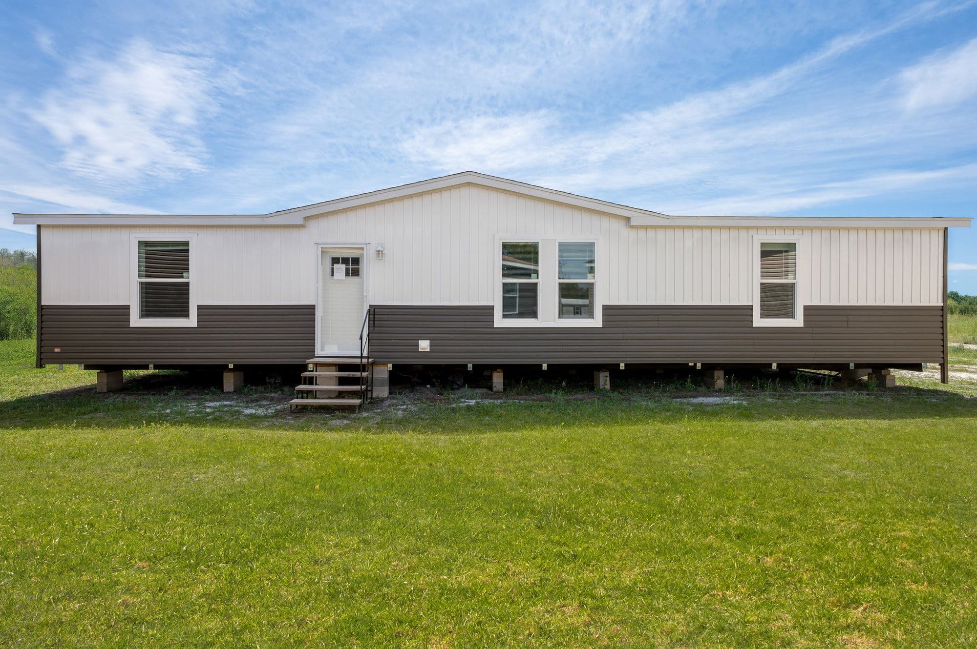 Palmetto exterior and elevation home features