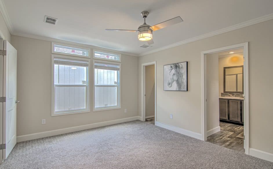 Gold spur 5616 bedroom home features