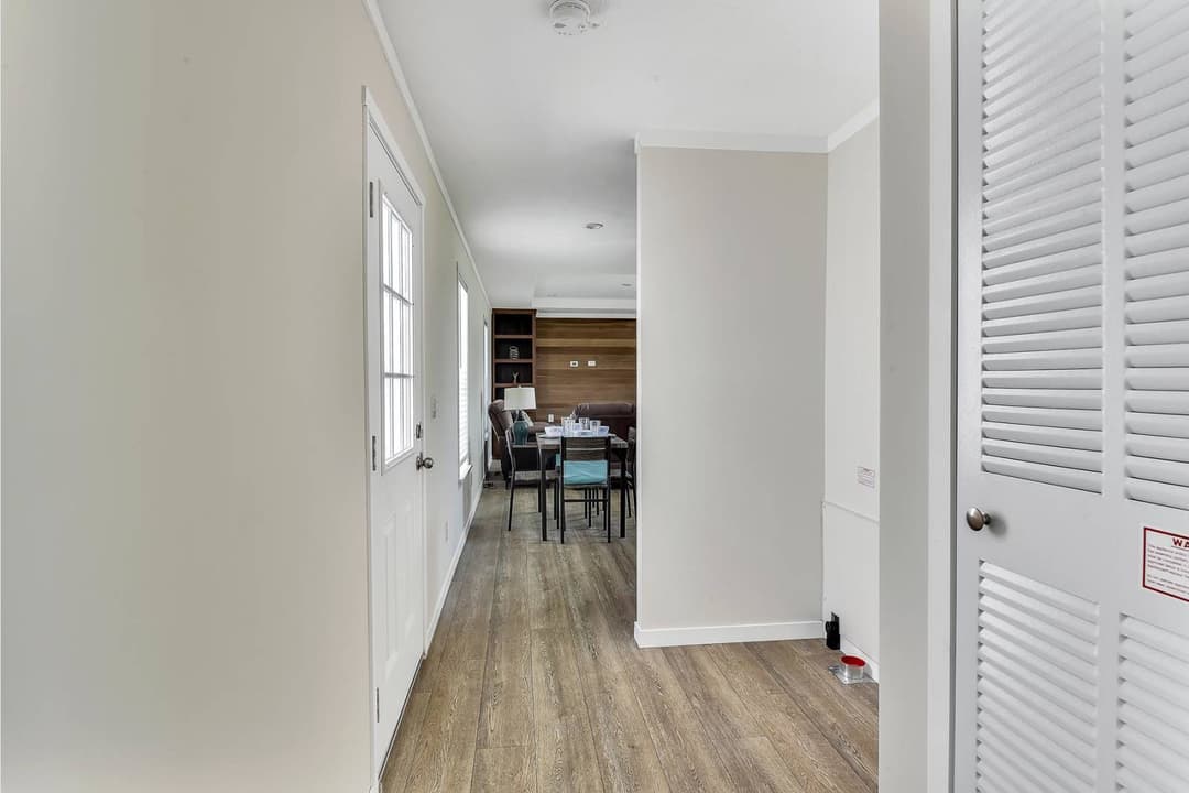 Accolade interior home features