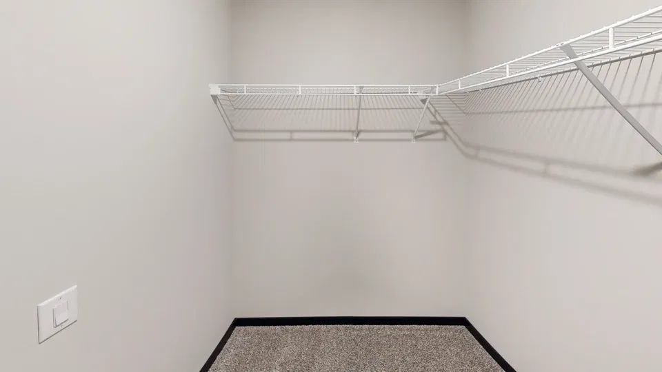 Jewel | 0603d interior home features