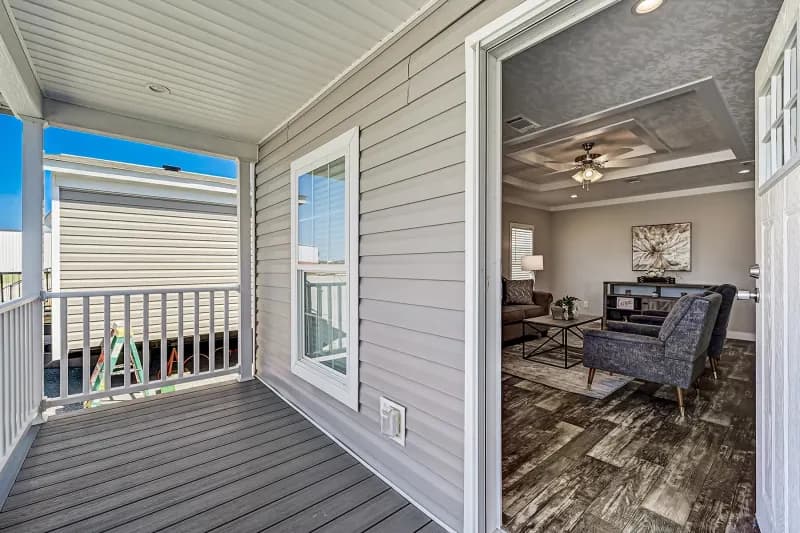 Champion community 2856443 exterior home features