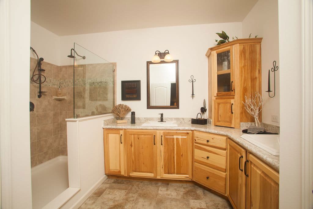 Astro creations ranch 3a2030-p bathroom home features