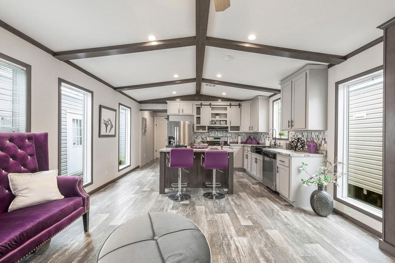 Canal interior home features