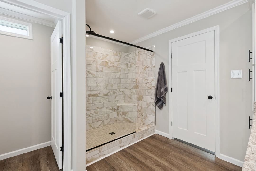 Blue sky bathroom home features