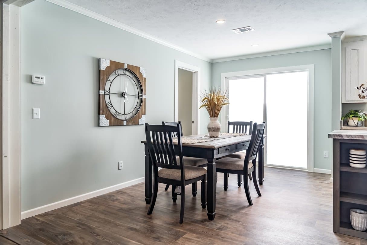 Delmar interior home features