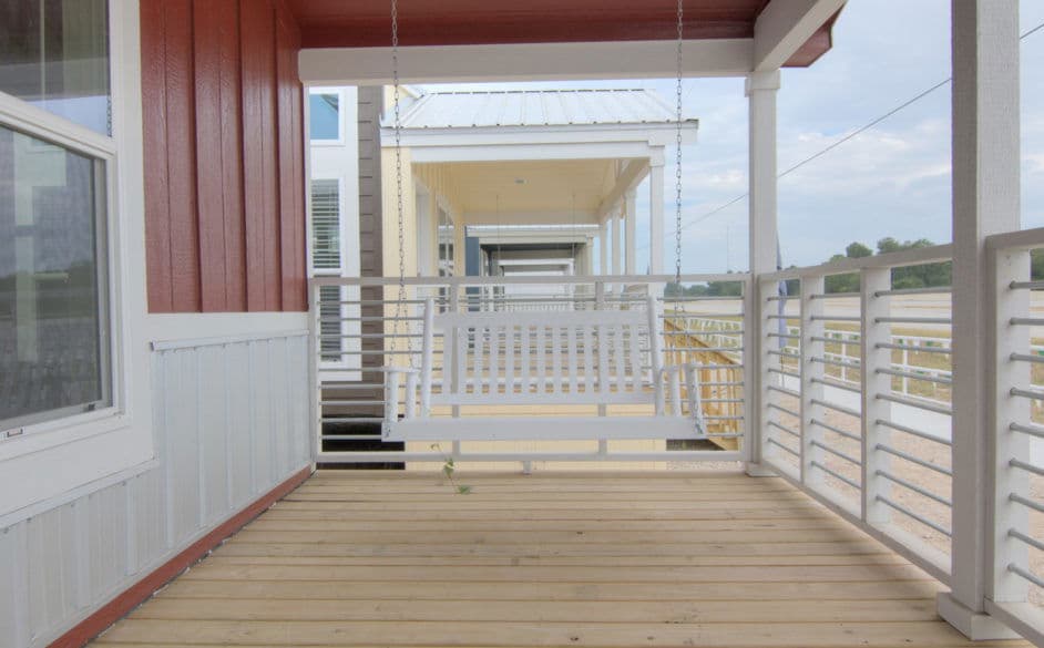 Swan l52ep8 elevation and exterior home features