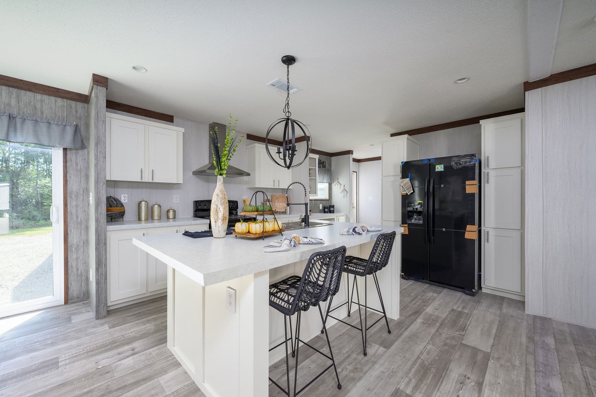 Blitz kitchen and hero home features