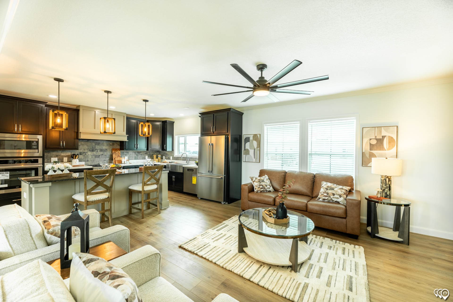 Pri3268-2069 interior home features