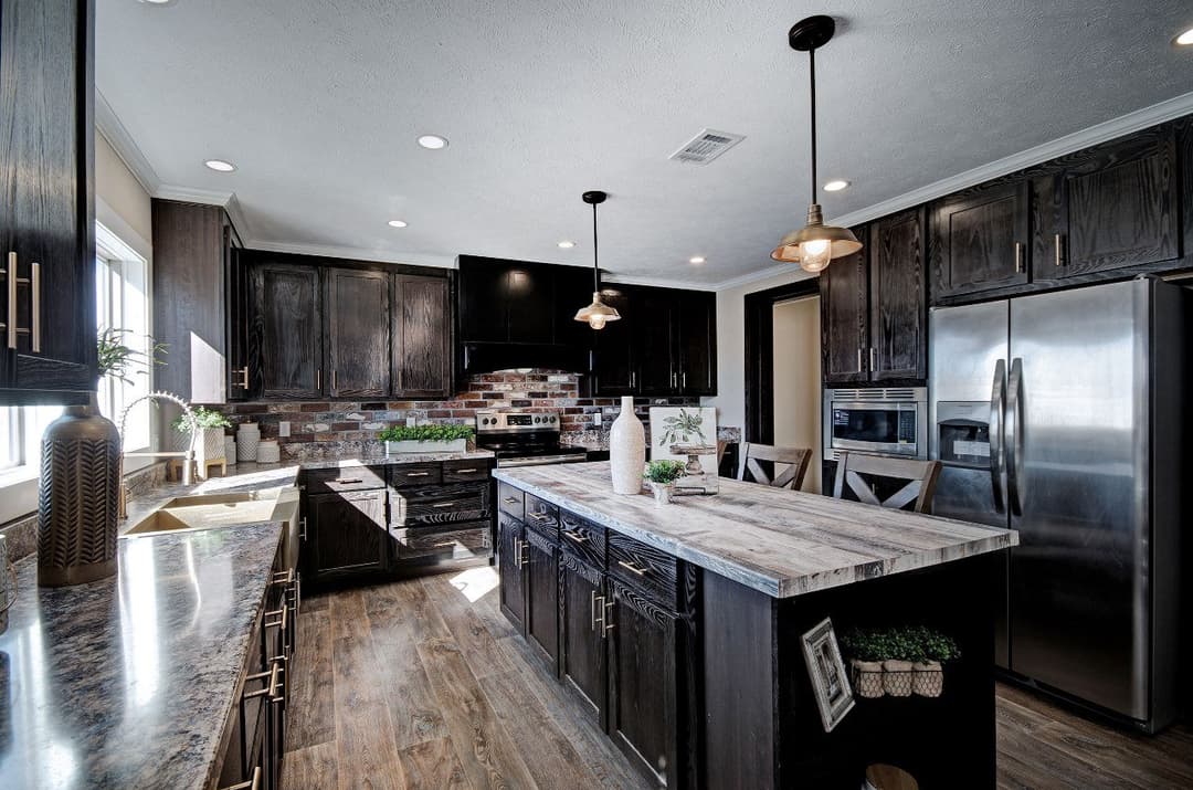 Stoney pointe kitchen home features