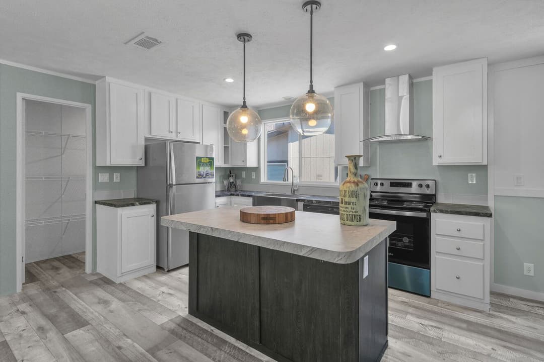 Valu premier 32643g interior home features