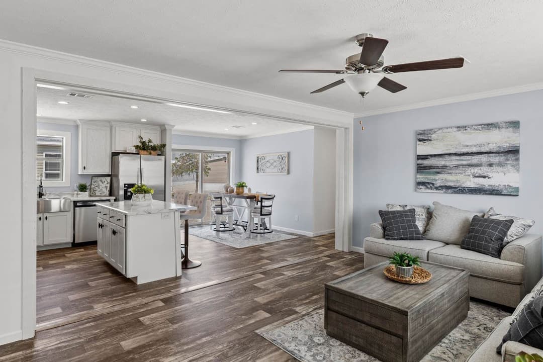 Mchann interior home features