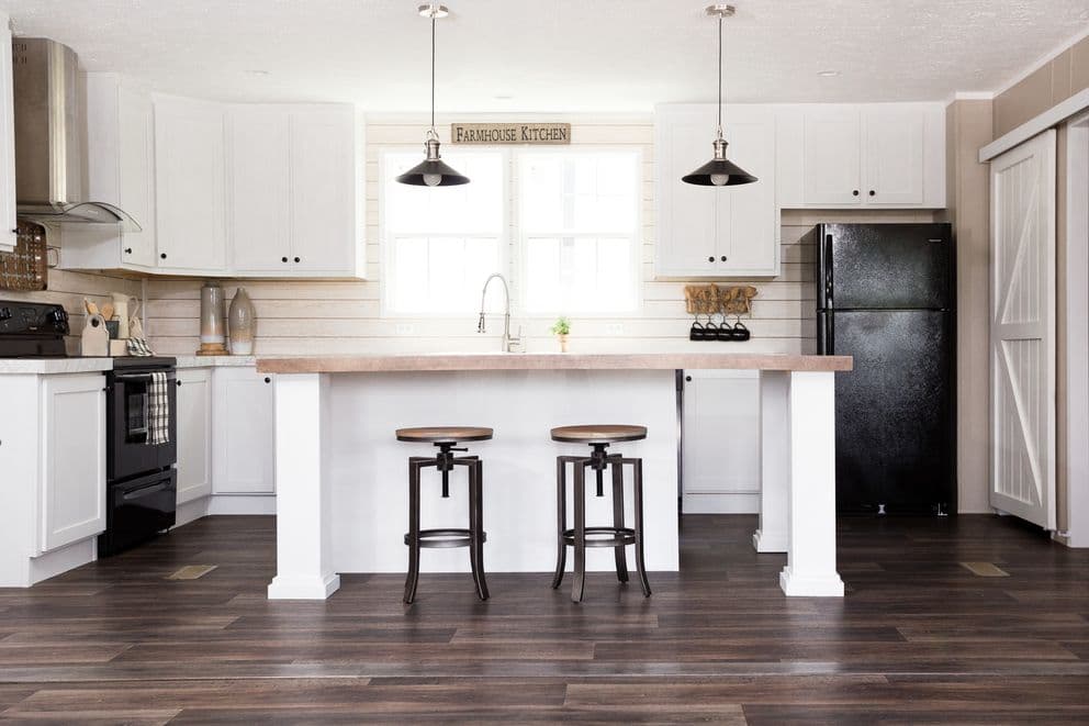 The island breeze 56 kitchen home features