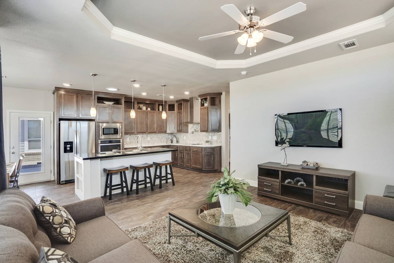 American freedom 2848pc interior home features