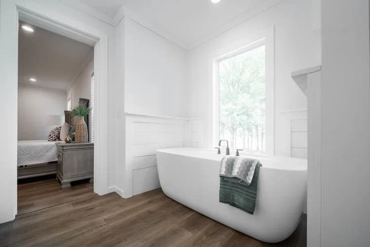 Sky harbor 2.0 bathroom home features
