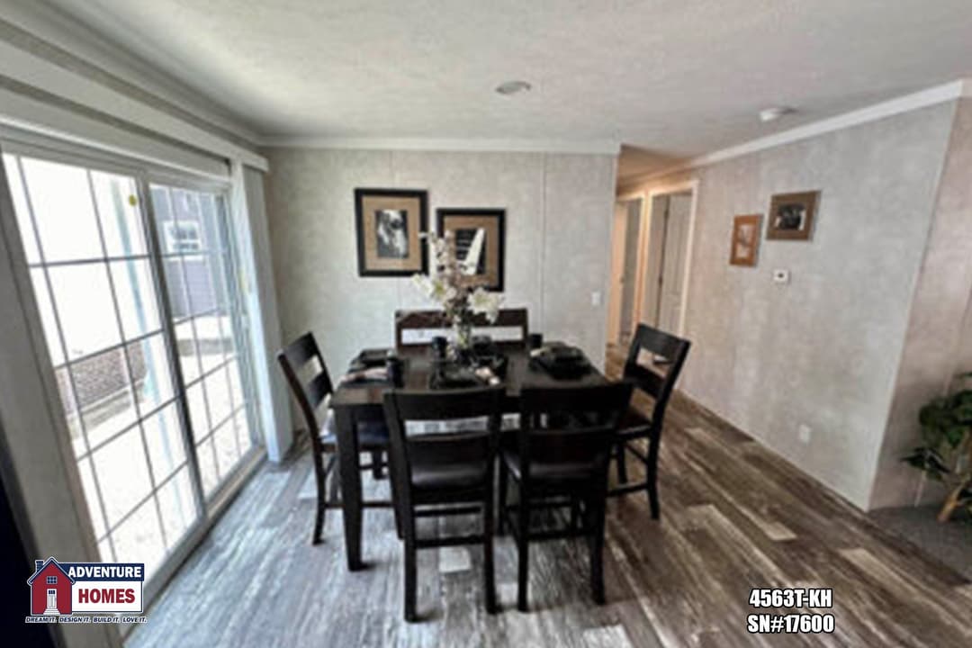 4563t-kh interior home features