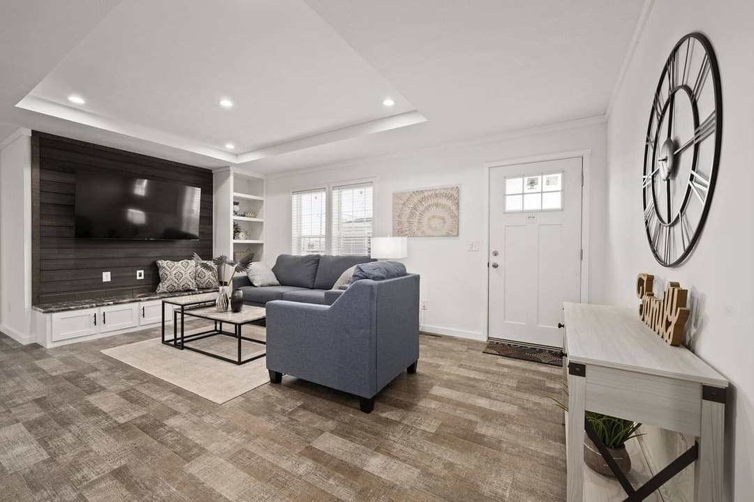 Aspire interior home features