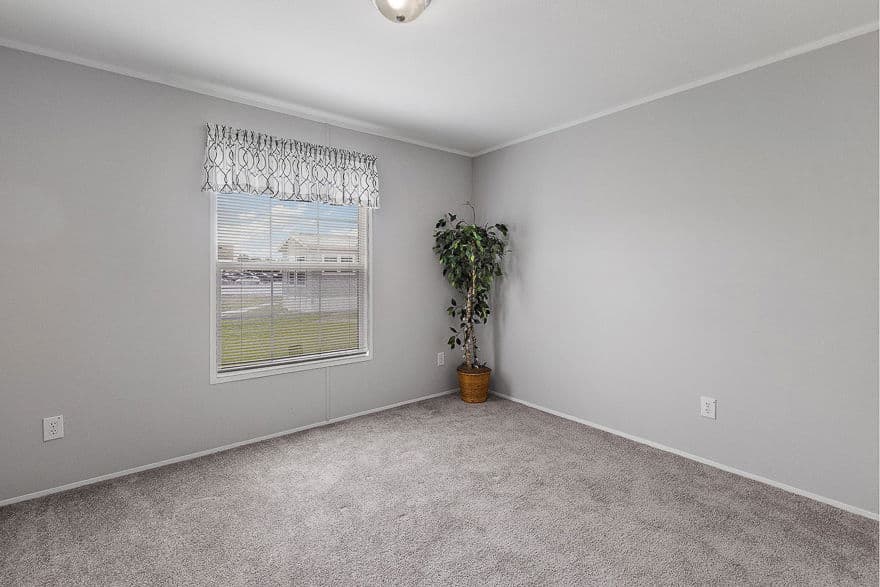 Apopka bedroom home features