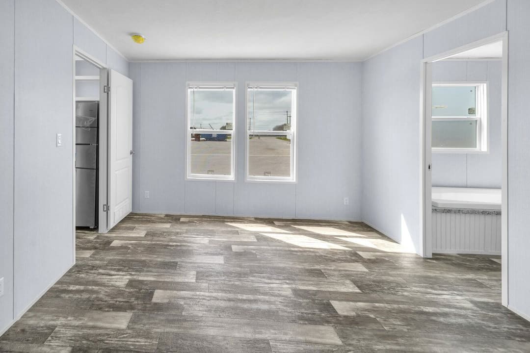 Alamo lite 16763r interior home features