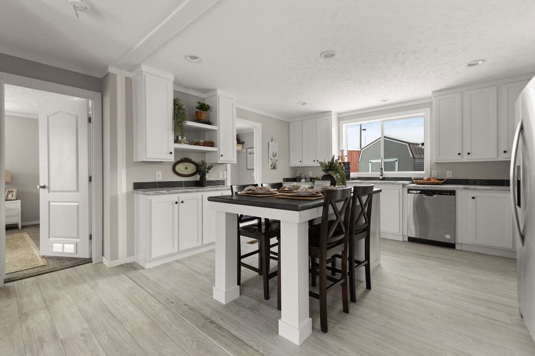 Escape 28443b kitchen home features