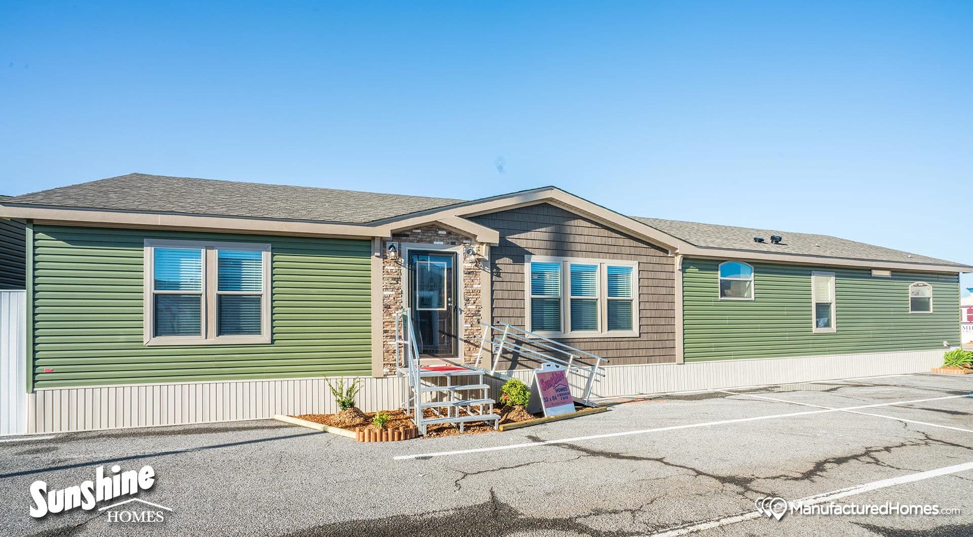 Pri3284-2012 hero, elevation, and exterior home features