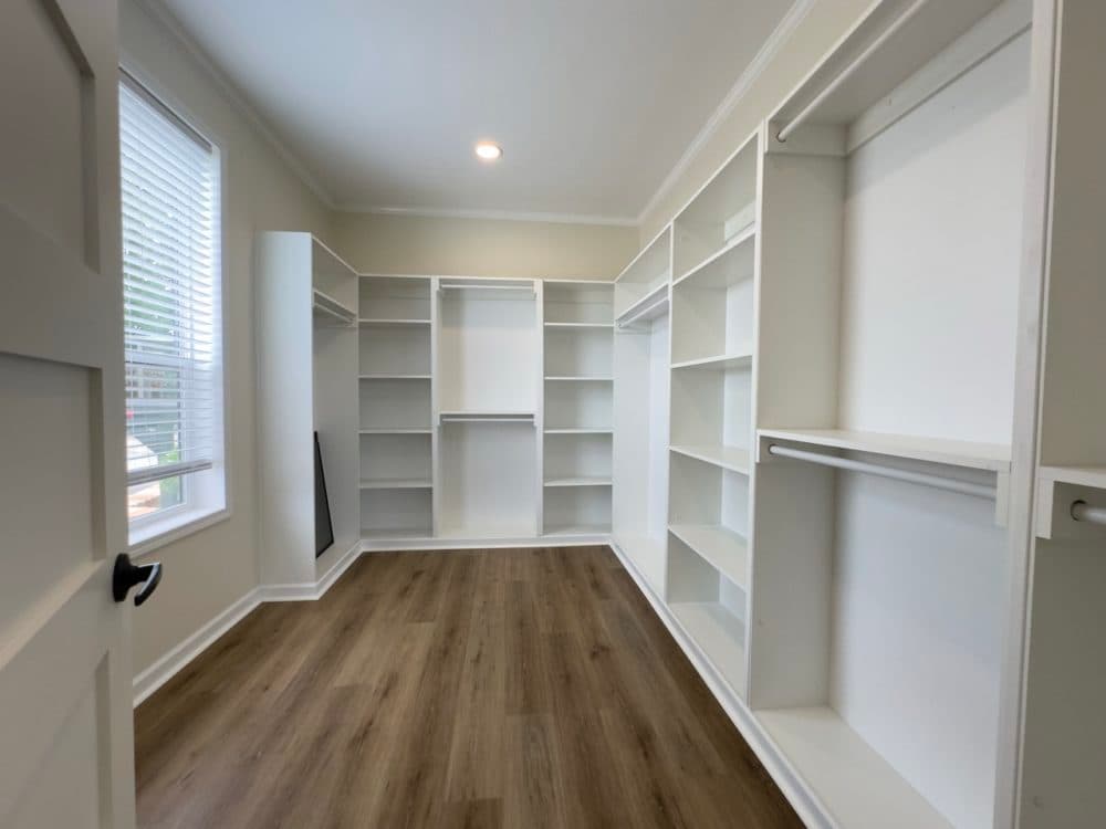 The riverwalk interior home features