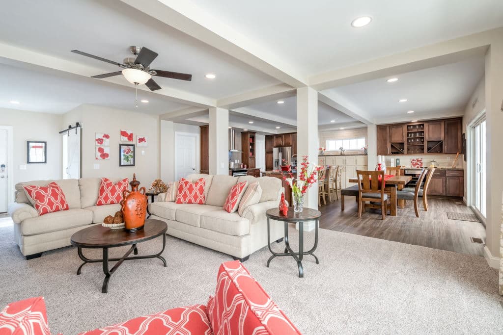 Ultra ranch 2p2403-x interior home features