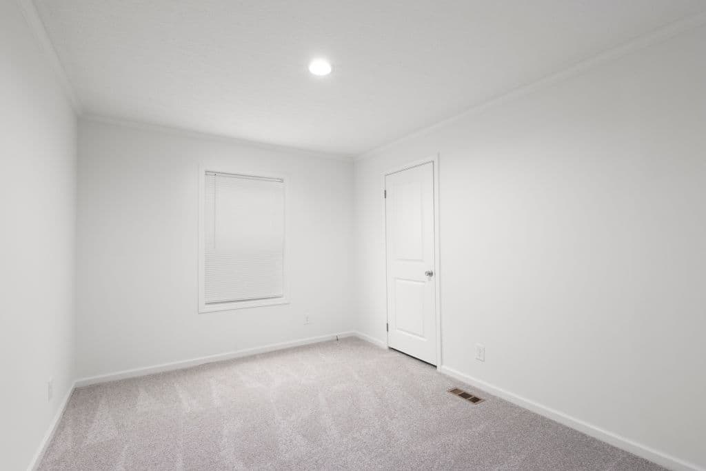 Blazer elite ranch td1300-p bedroom home features