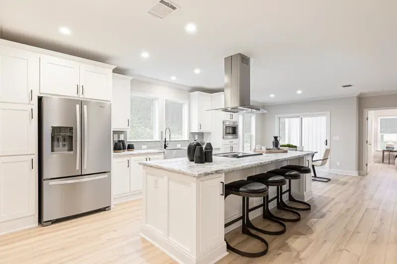 Biscayne bay kitchen home features