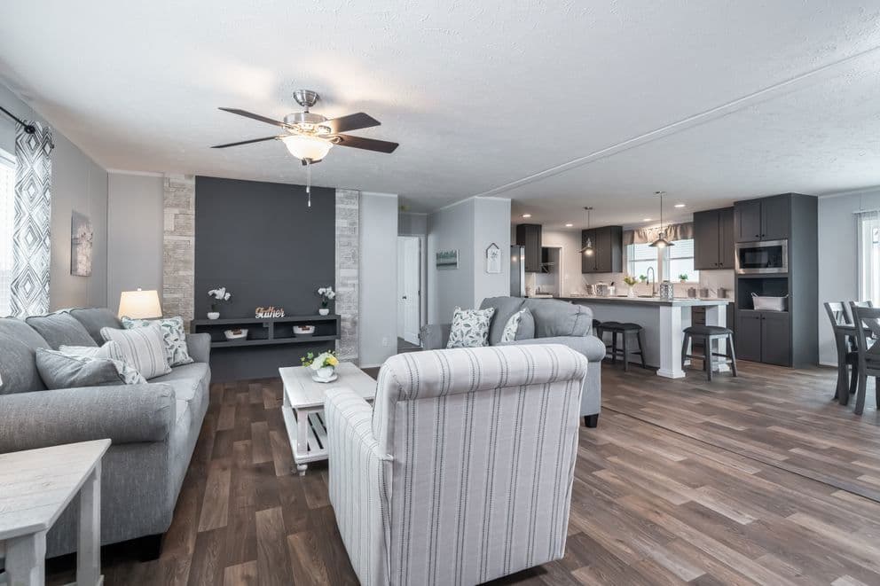 Tradition 3268b interior home features