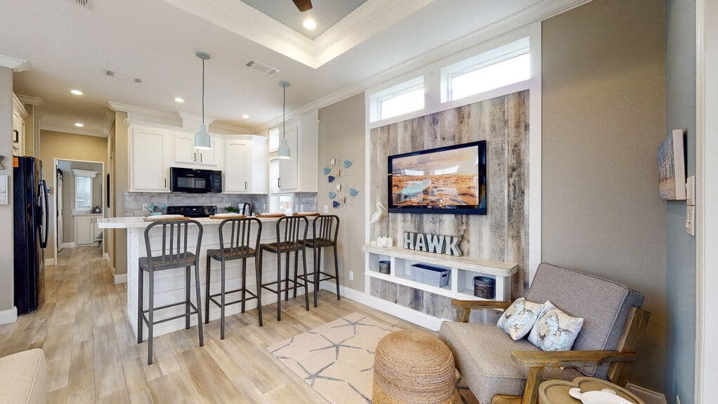 Hawk elite 13381b interior home features