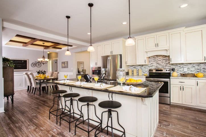 Baxter 42483a kitchen home features