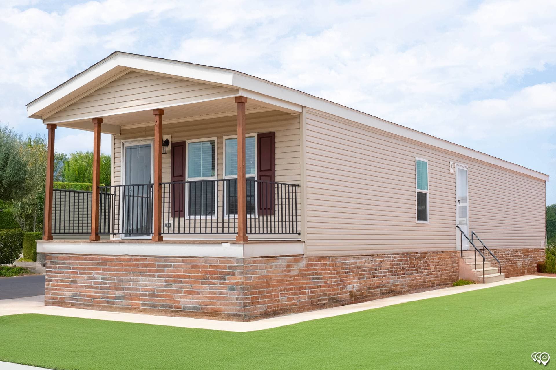 Chc1670-103 hero, elevation, and exterior home features