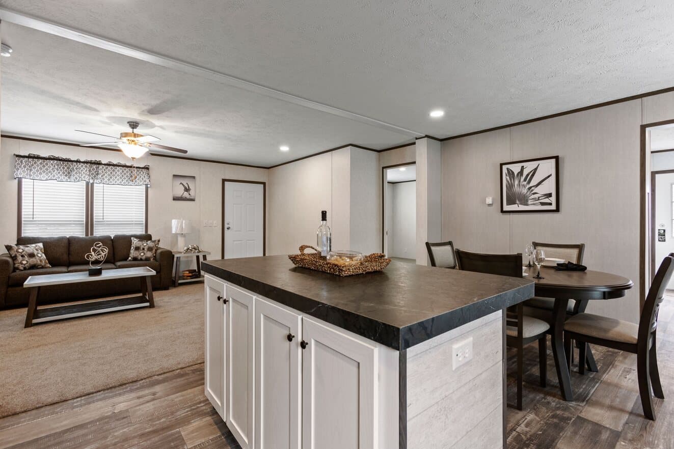 Express 28443w kitchen home features