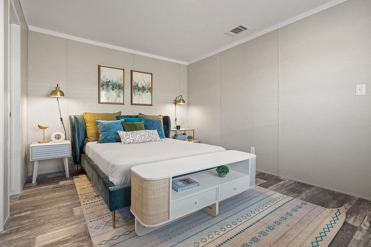 The sabine bedroom home features