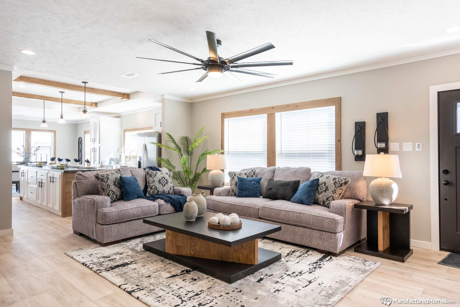 The shades creek interior home features