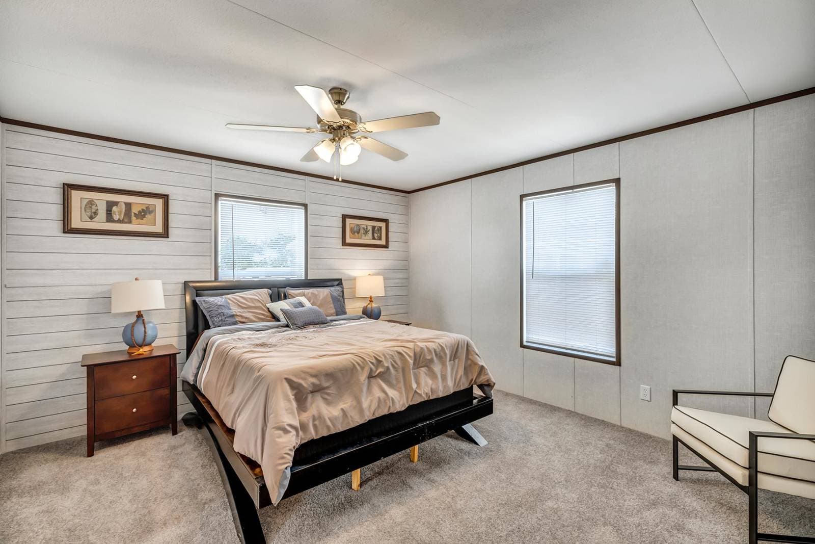 Rm2856b bedroom home features