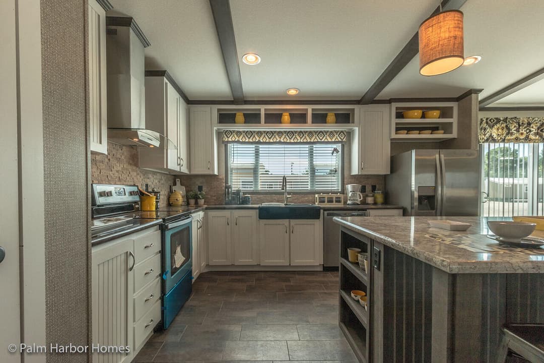 Carrington 30764c kitchen home features