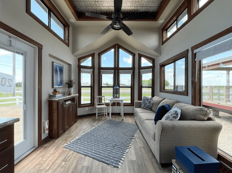 Bayside interior home features