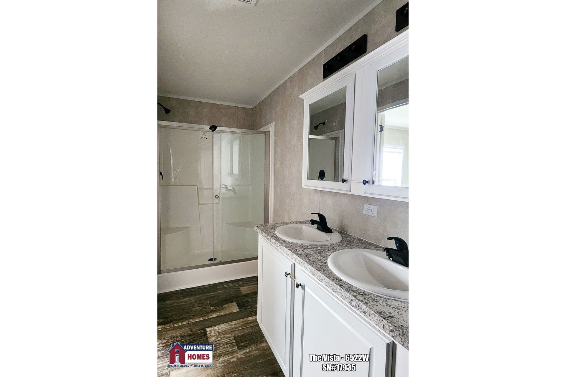 Vista | 6522w bedroom home features