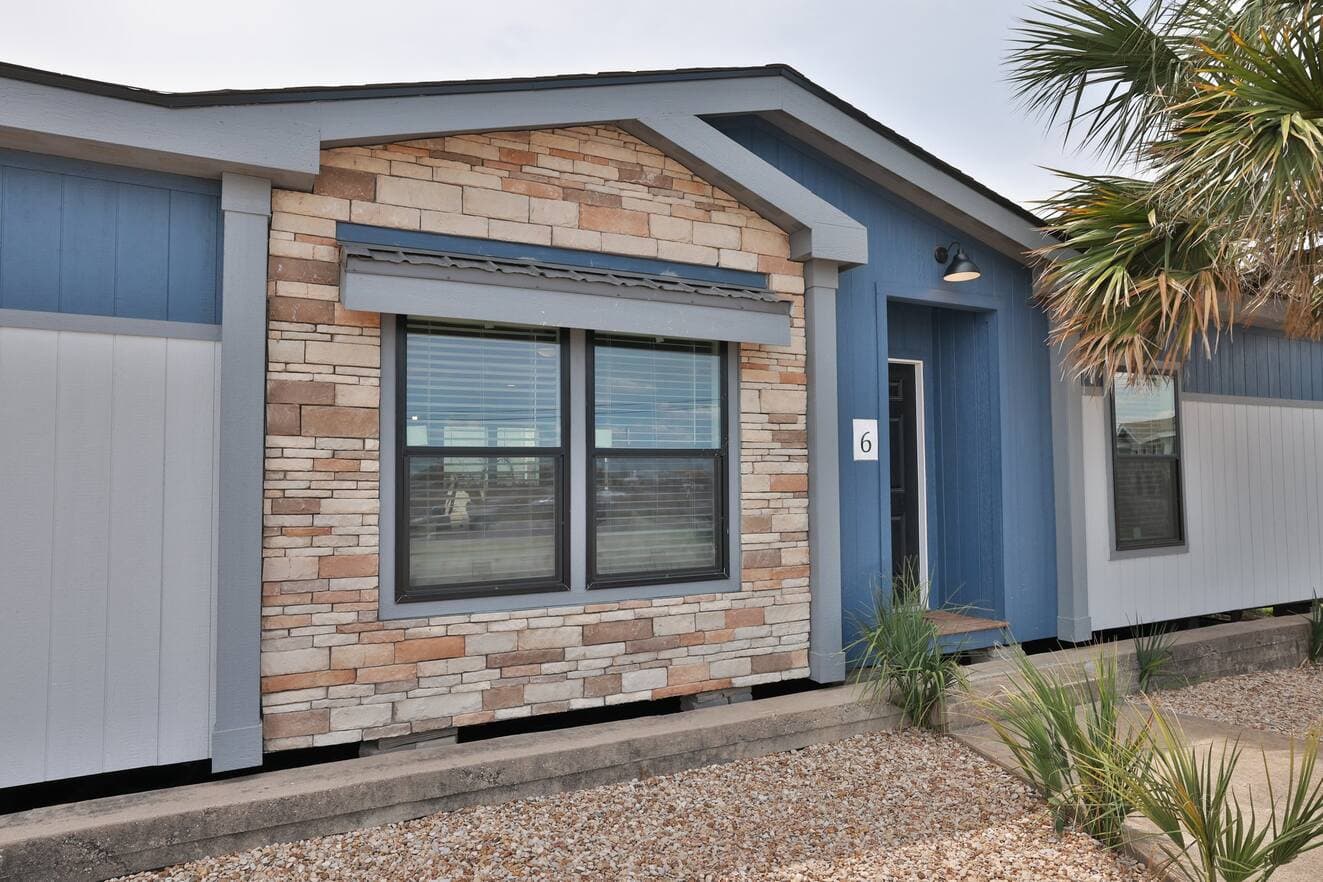 Horizon 30563z exterior home features