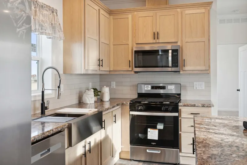 Arlington e459 kitchen home features