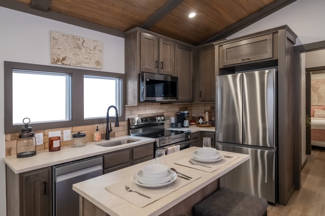 Skyway kitchen home features