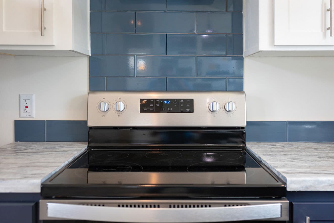 Blue ridge duplex kitchen home features