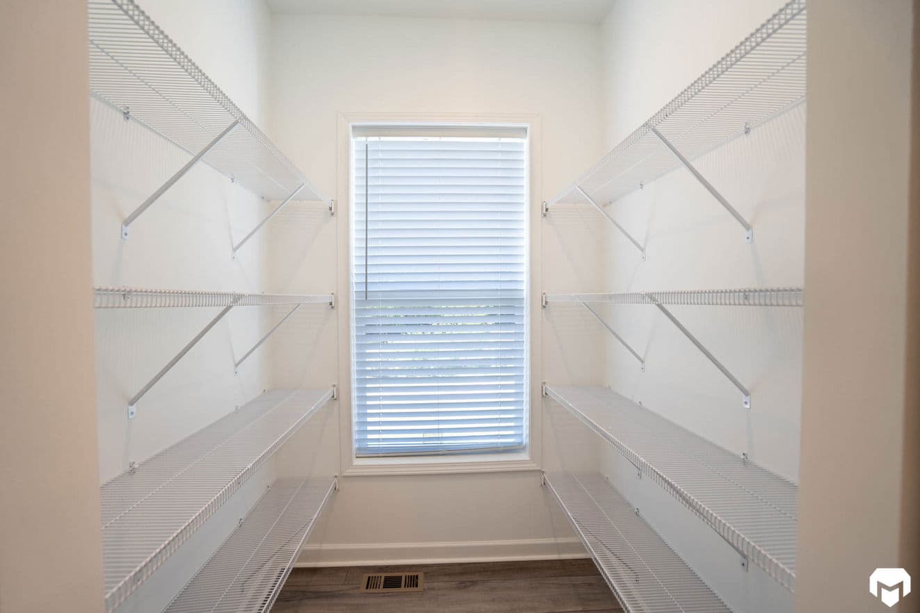 Elite 2.1 32683c interior home features