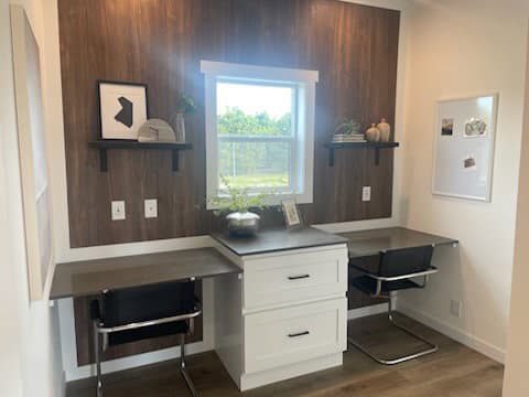 Kritzer interior home features